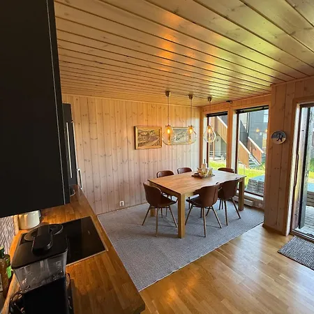 3 Bedroom Ski&bike Fjellandsby Lägenhet