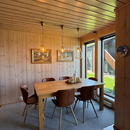 아파트 3 Bedroom And Bike Fjellandsby *