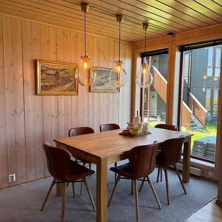 3 Bedroom And Bike Fjellandsby 아파트 하프옐